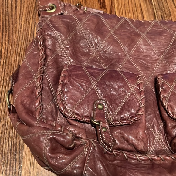 Isabella Fiore chocolate brown hobo handbag - Picture 2 of 13